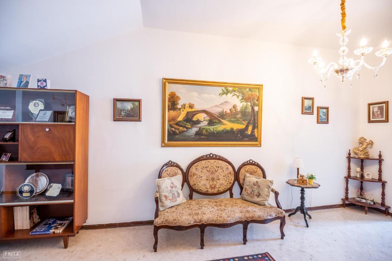 Close To Airport - Private Room With Private Bathroom Adults Only Gudja Exterior photo